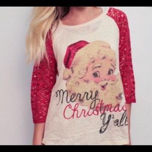 Merry Christmas y’all with lace sleeves